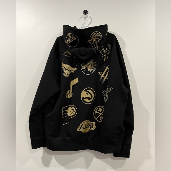 OVO x NBA Hoodie - Picture 2 of 2